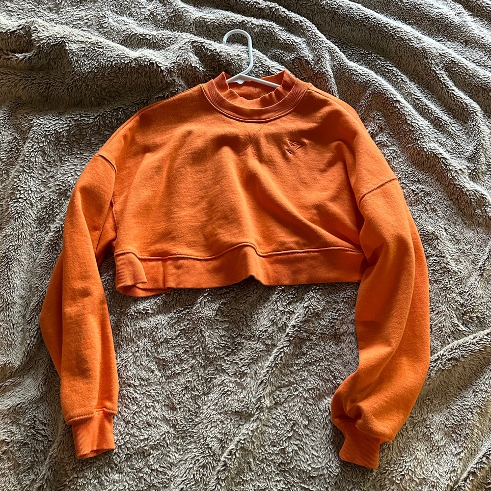Women’s crop Gymshark sweater